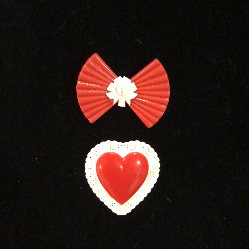 2 Antique valentine pins